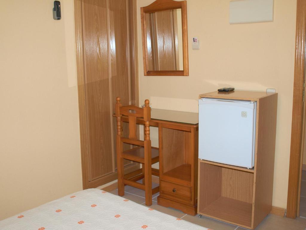 Hostal El Parque San Martin De La Vega Luaran gambar