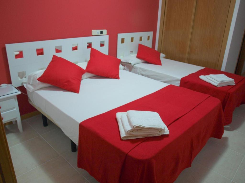Hostal El Parque San Martin De La Vega Luaran gambar