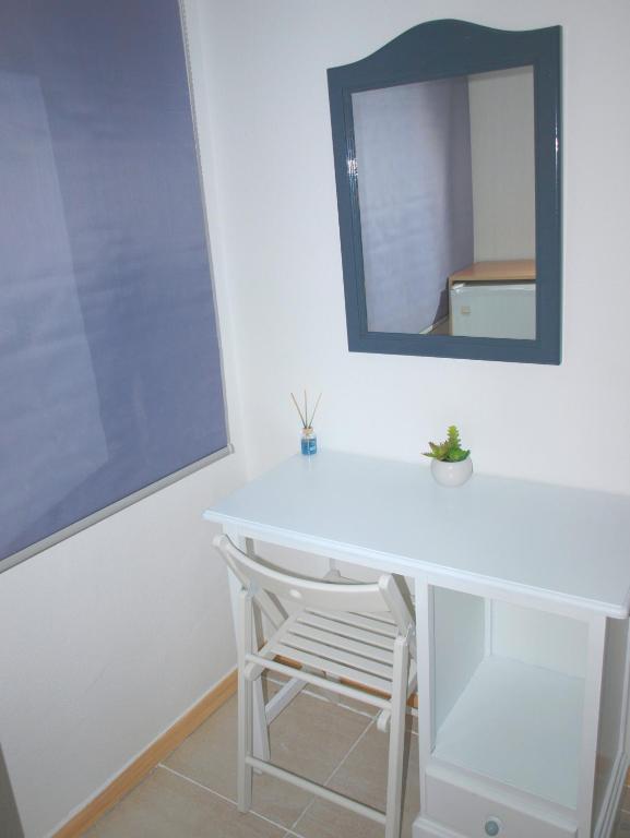 Hostal El Parque San Martin De La Vega Bilik gambar
